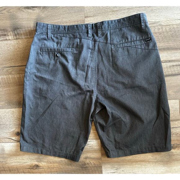 Men's Volcom Shorts Size 40 Gray Frickin Chino - Picture 4 of 7